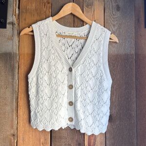 CLEO + WOLF white sweater vest size XS